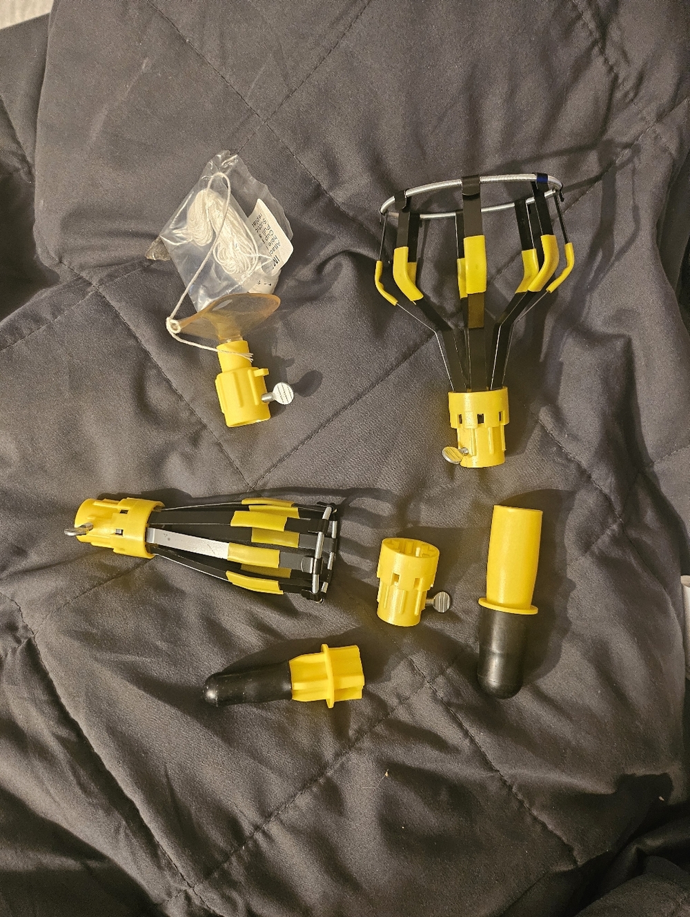 Light Bulb Changing Kit, No Handle  Commercial Electric